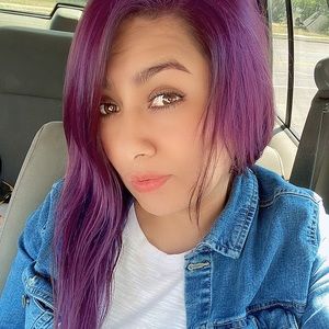 Meet your Posher, Violet